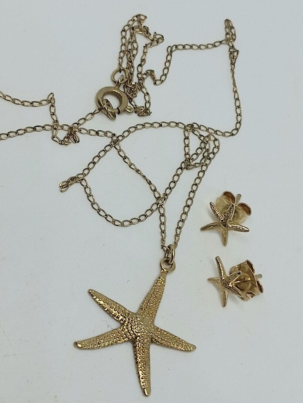 * Vintage 14K Gold Filled Starfish Necklace & Earrings   Set